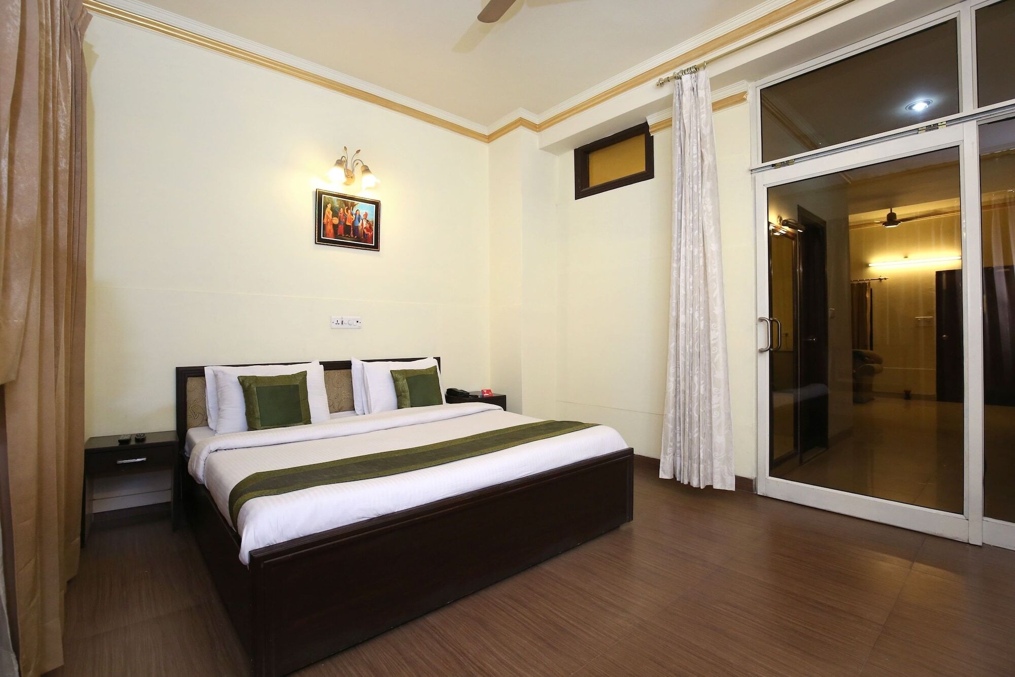 Hotel Oyo 139 Hanh Long Ho Chi Minh City